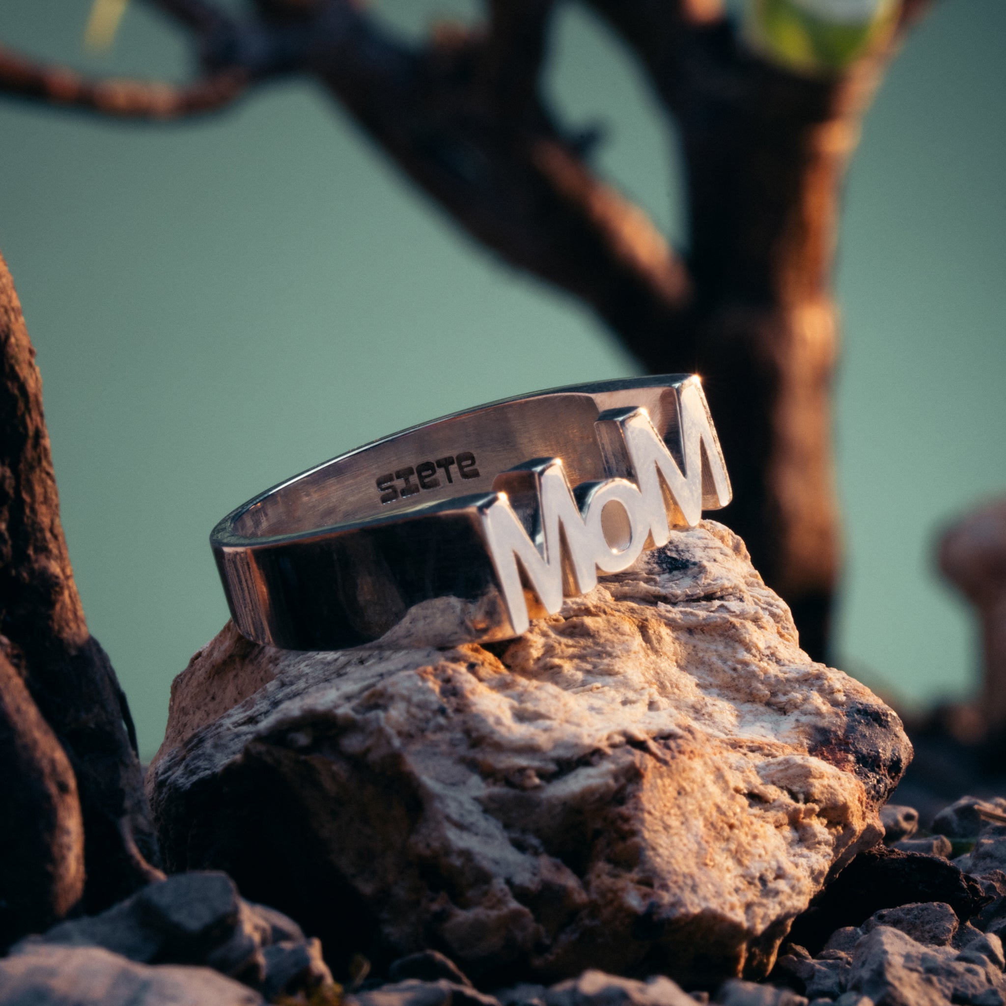 MoM Ring